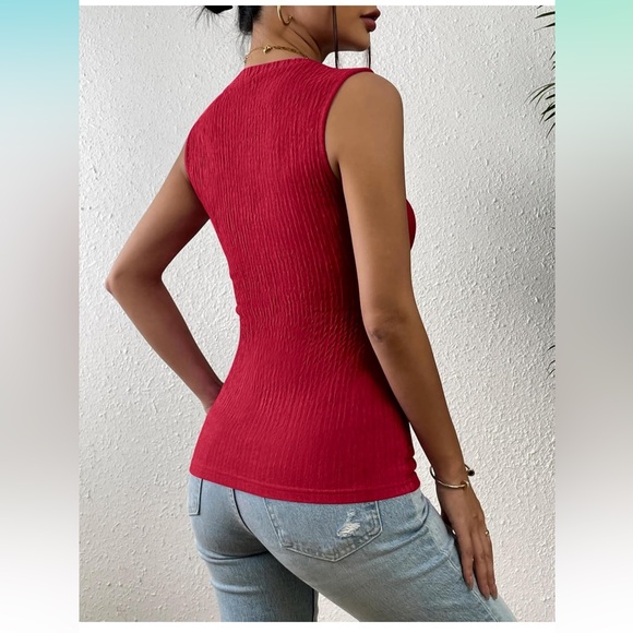 NWOT red tank top - Picture 2 of 6